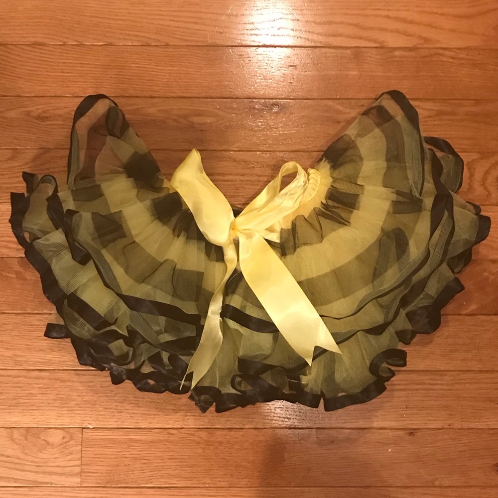 Girls 12M + Black & Yellow Stripe Tutu